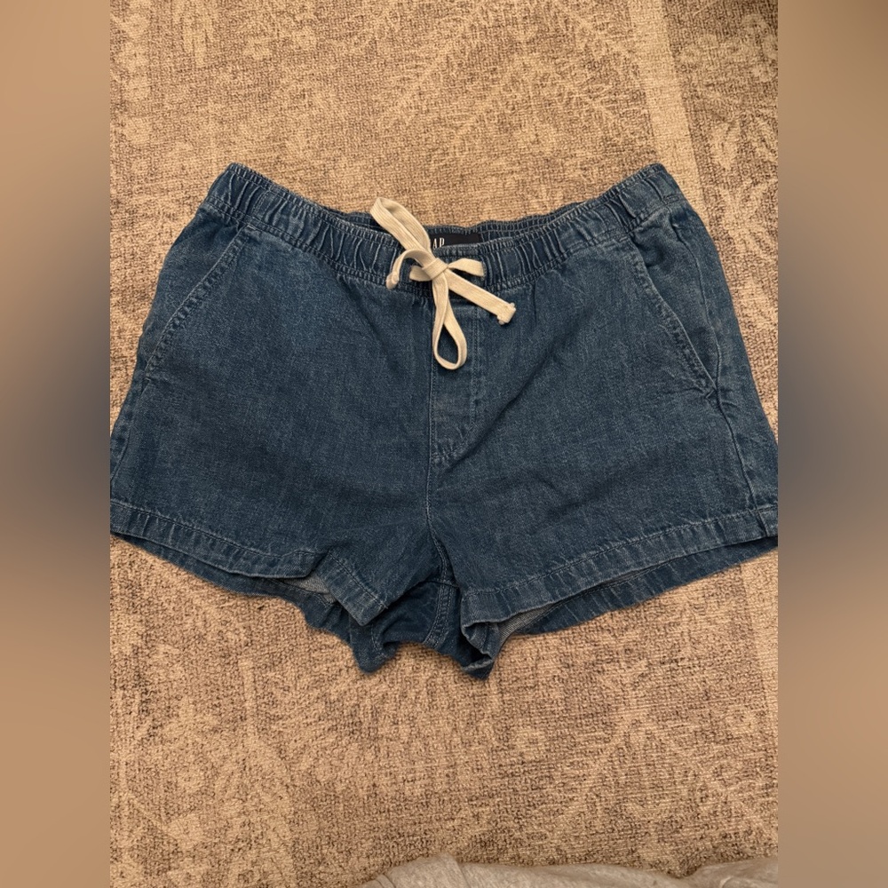 GAP PULL ON DENIM SHORT
